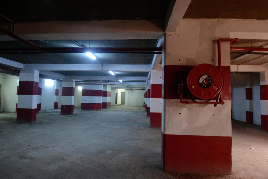 Hotel La Falaise Yaounde Bagian luar foto
